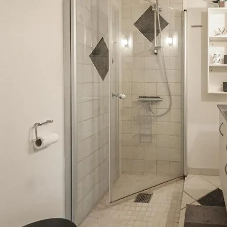 Five-bedroom Holiday In * Spottrup